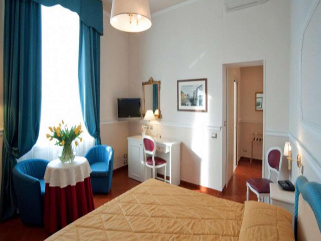 Hotel Gran Duca リヴォルノ 部屋 写真